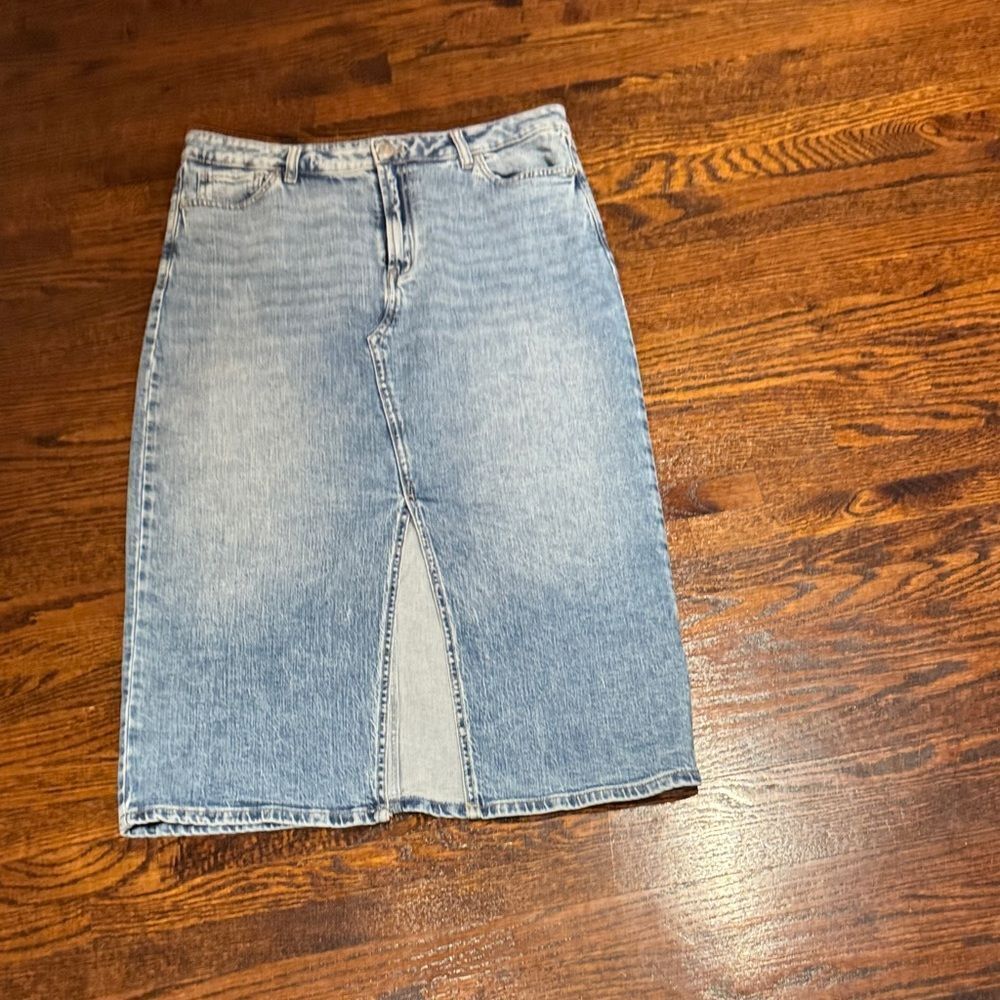 Reitmans - Classic Blue Denim Skirt